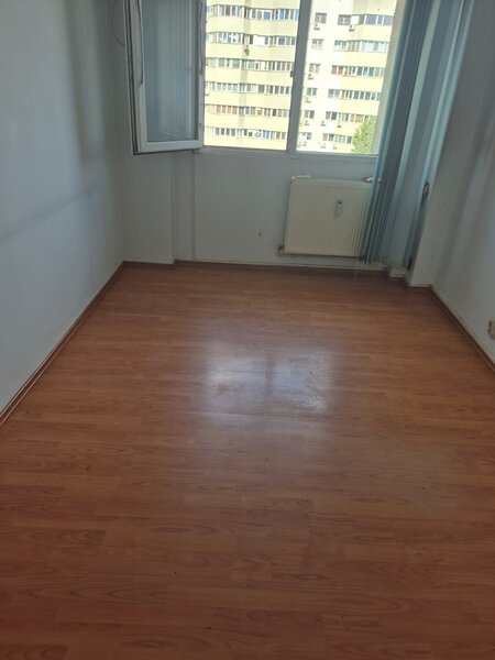 Pantelimon, Liceul Lucian Blaga 3 camere