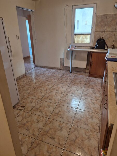 Pantelimon, Liceul Lucian Blaga 3 camere